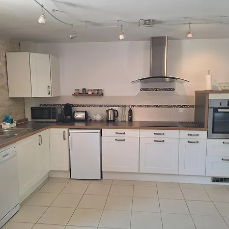 Les Grandes Ecures Feriehus Mons (Charente-Maritime)