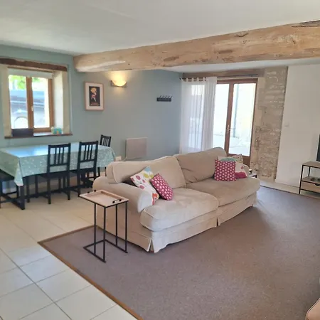 Les Grandes Ecures Mons (Charente-Maritime)