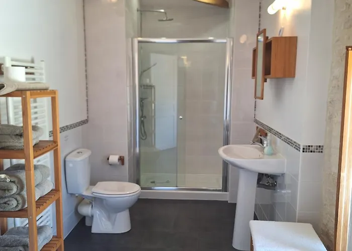 Les Grandes Ecures * Mons (Charente-Maritime)