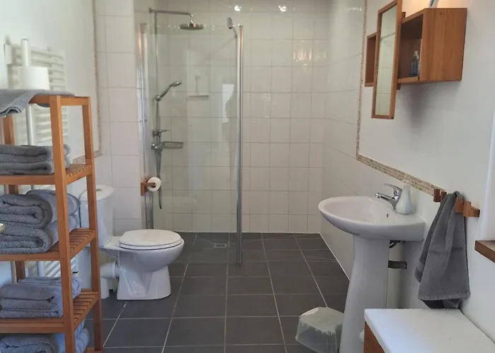 Les Grandes Ecures 度假居 *