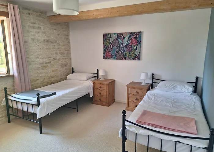 Les Grandes Ecures * Mons (Charente-Maritime)