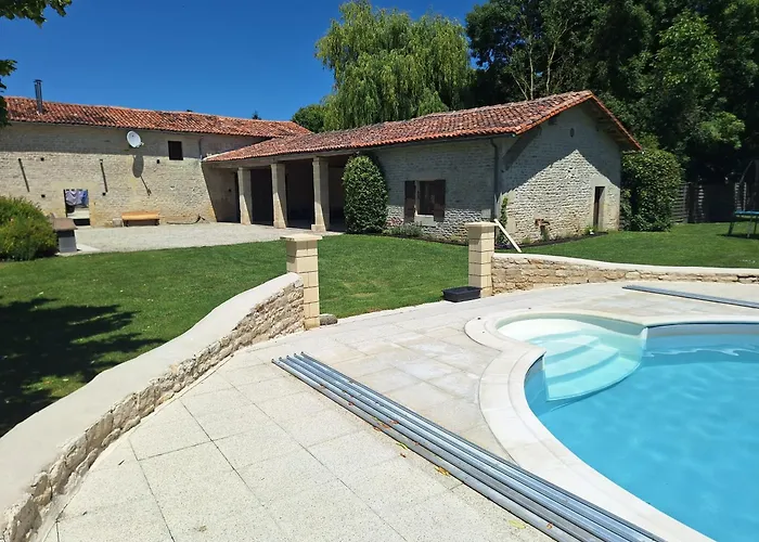 Les Grandes Ecures 度假居