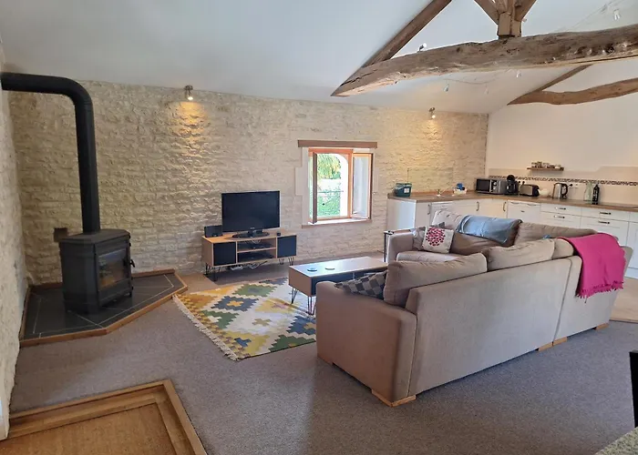 Les Grandes Ecures Mons (Charente-Maritime)